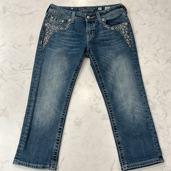 Miss Me Embellished Cuffed Capri Women’s Jeans Size 27 - Picture 2 of 16
